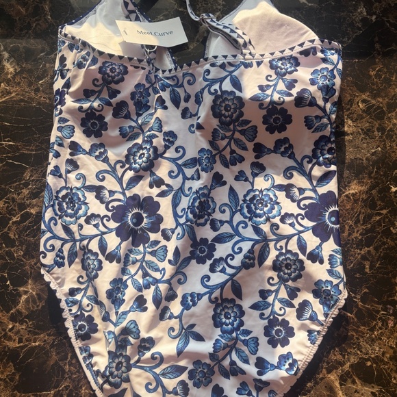 Blue & White Porcelain Patterned One Piece Swimsuit - Picture 4 of 5